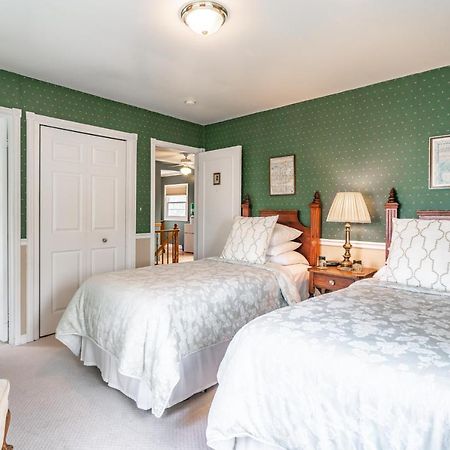 Abacot Hall Bed & Breakfast Niagara-on-the-Lake Exterior photo